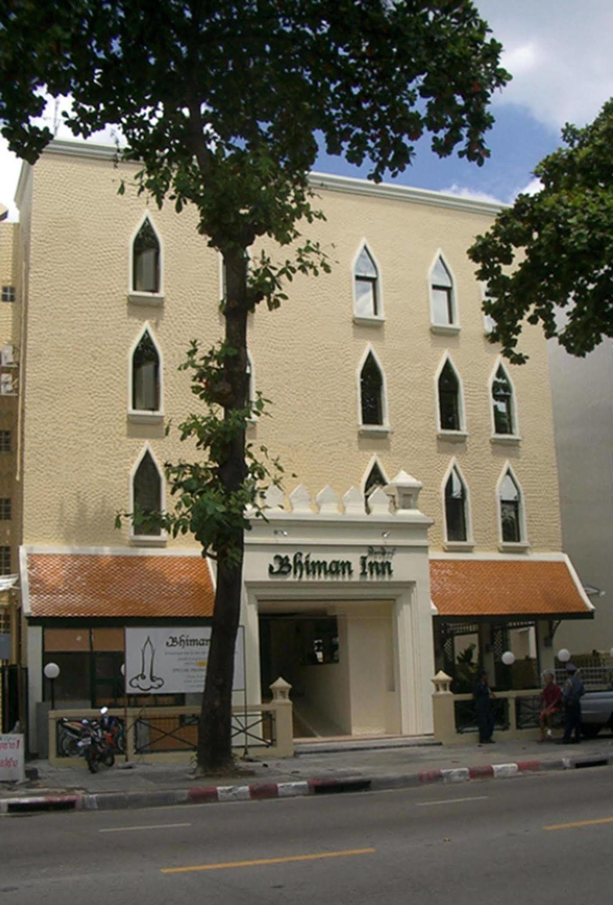 Mad Monkey Hostel Банкок Екстериор снимка